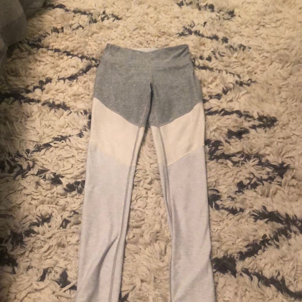 Outdoor voices leggings